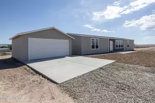 7299 E Alexis Way, Prescott Valley, AZ 86315 - Photo 1