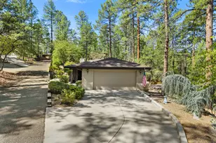 305 Ridge Ct, Prescott, AZ 86303 - Photo 1