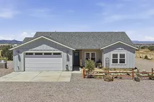 23962 N Headwaters Rd, Paulden, AZ 86334 - Photo 1