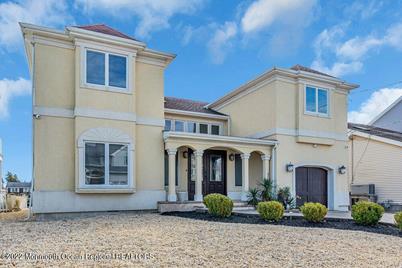 15 W Granada Drive, Brick, NJ 08723 - Photo 1