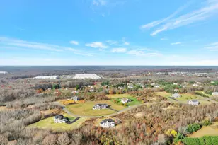 4 Cook Ct, Millstone Township, NJ 08535 - Photo 6