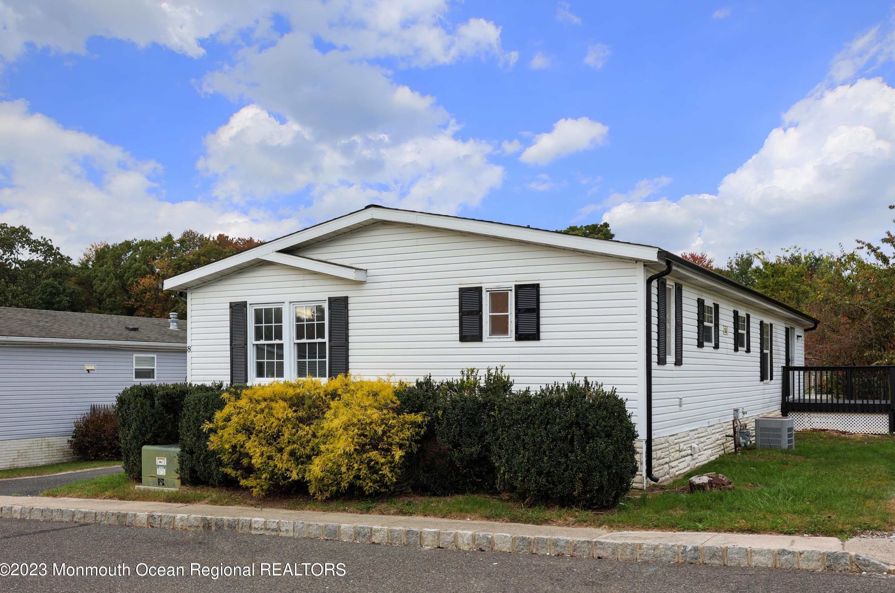 8 Secretariat St, Wall Township, NJ 07731