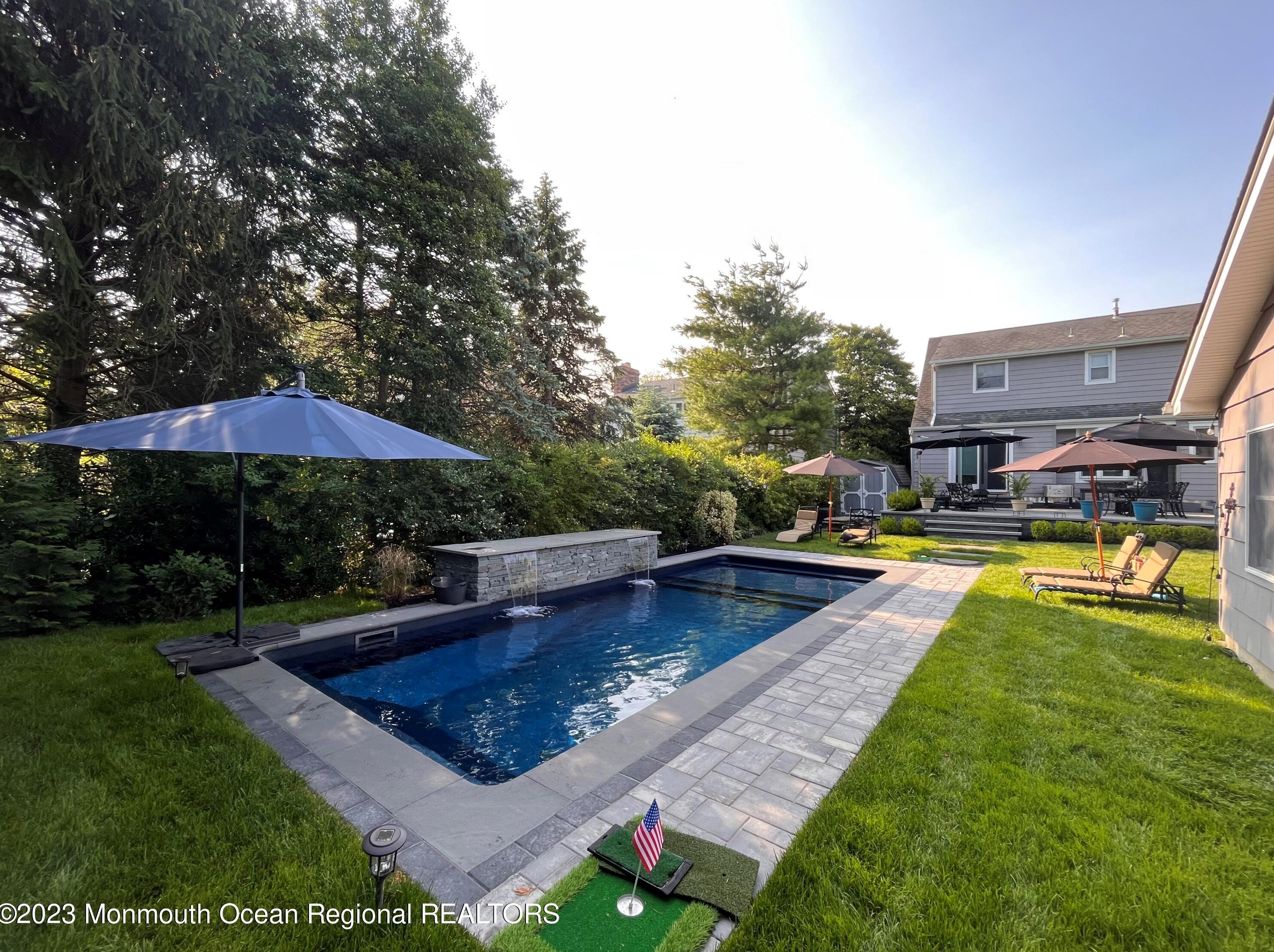 318 Pitney Ave #pool, Wall Township, NJ 07762
