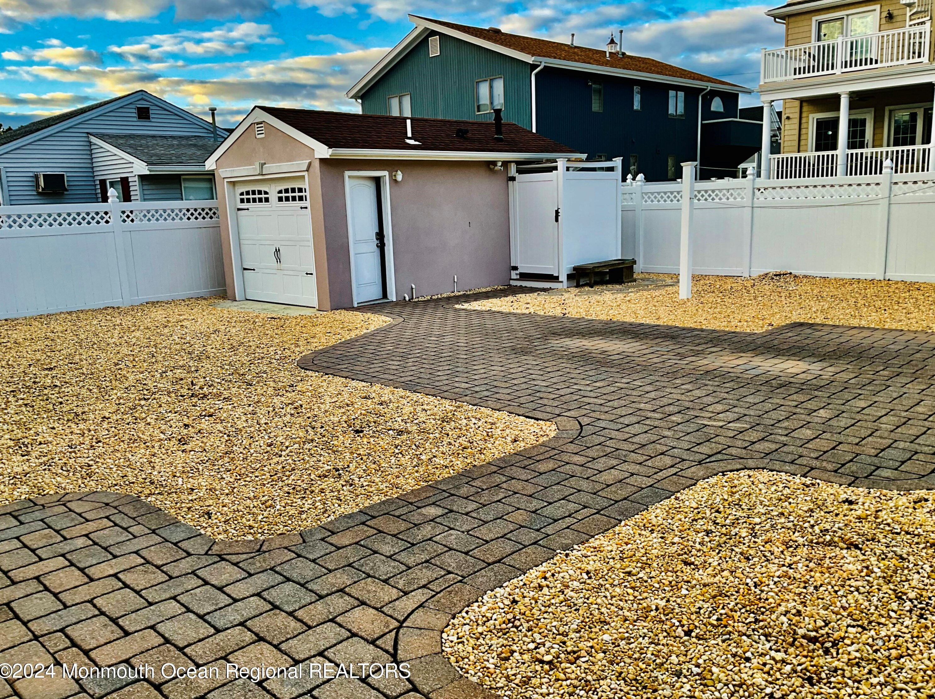 13 Elizabeth Ave #b (upper), Lavallette, NJ 08735