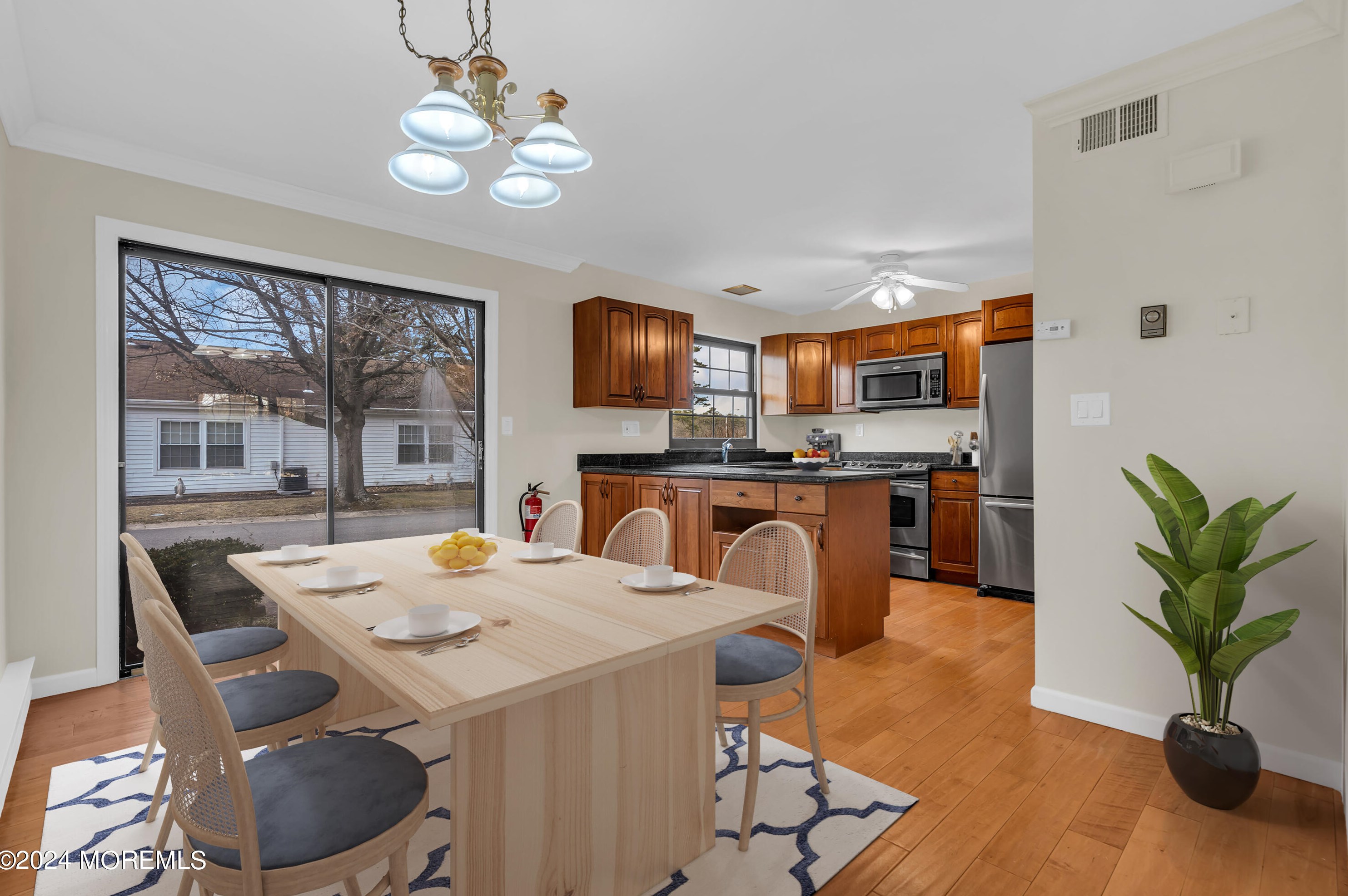 536 Warwick Ct #b, Lakehurst, NJ 08759