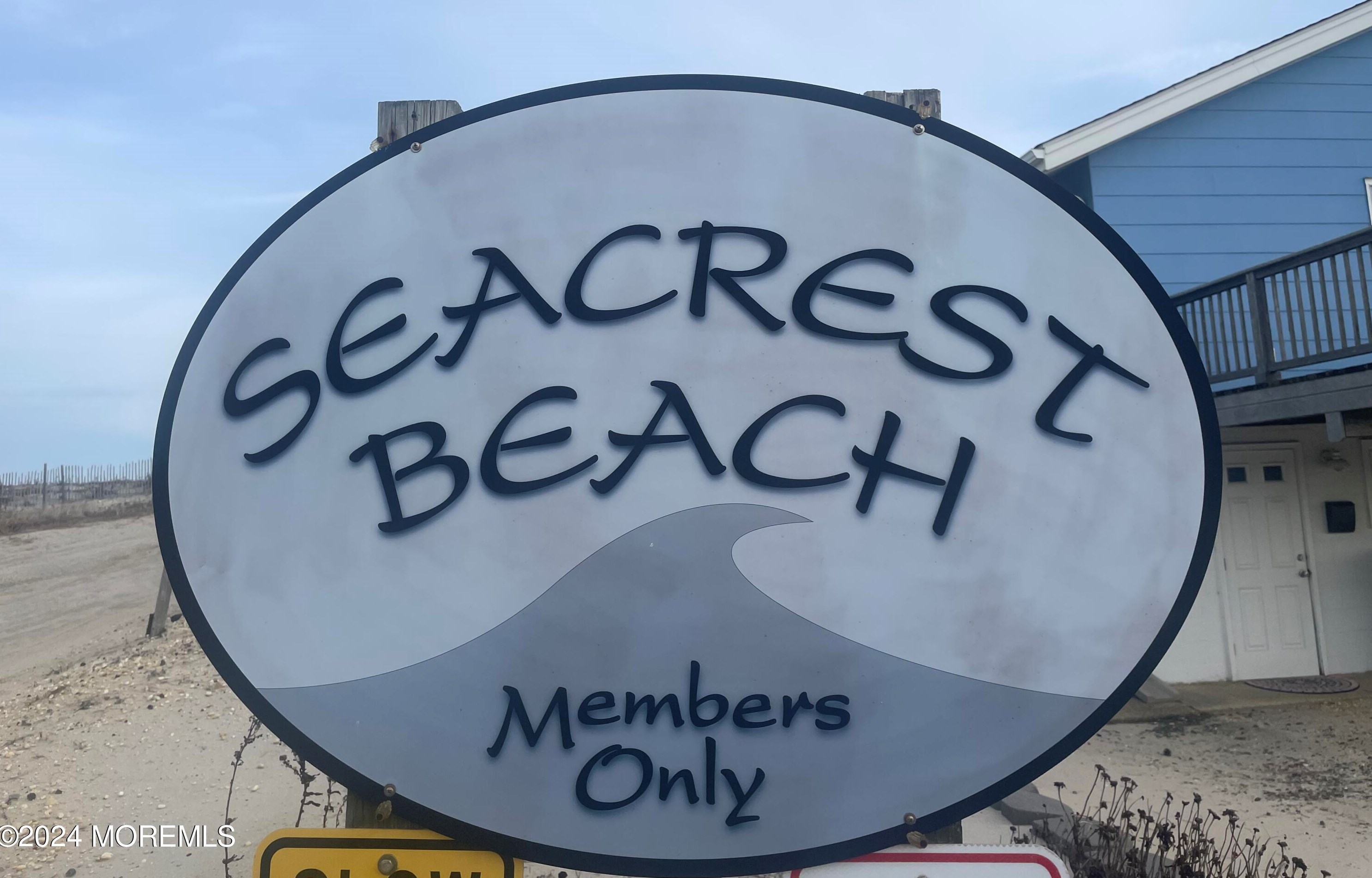 3208 Seacrest Dr, Lavallette, NJ 08735-1522