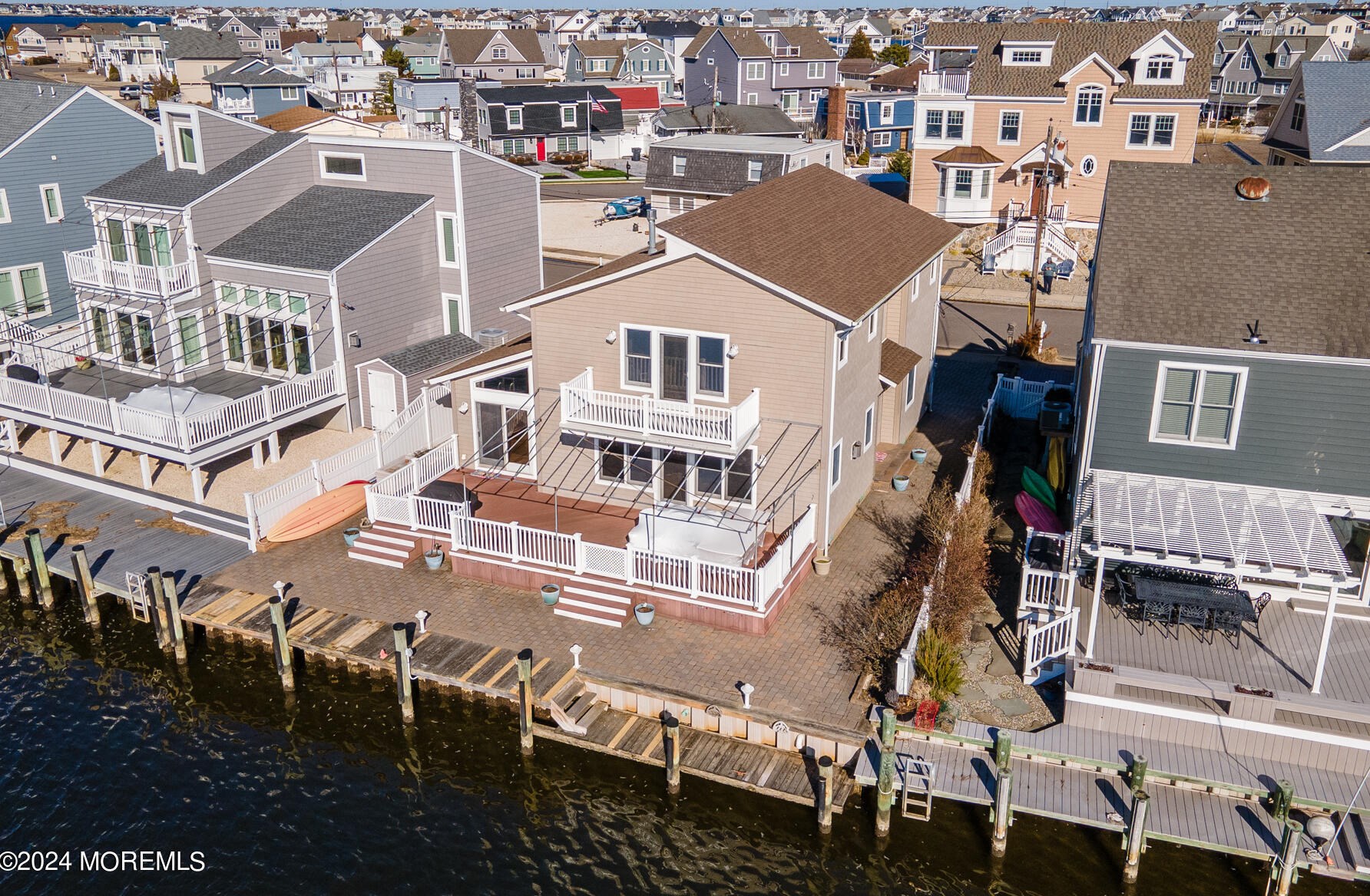 463 Boca Raton Dr, Lavallette, NJ 08735