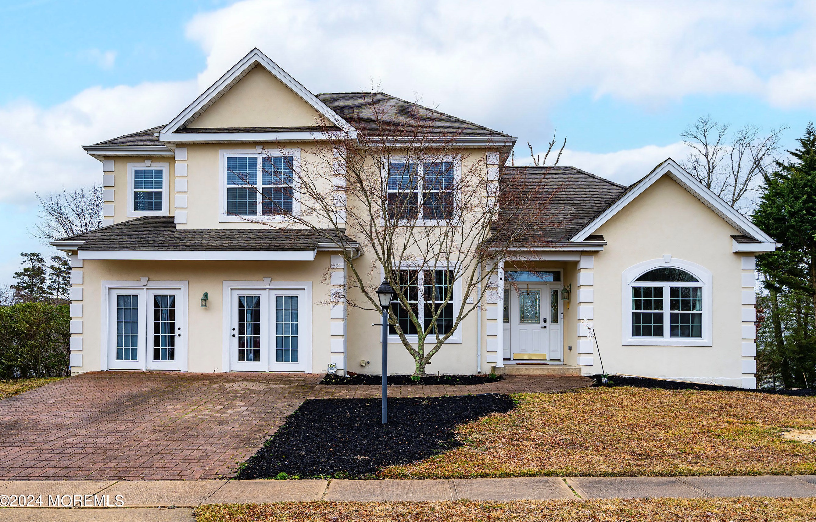 16 Alexandra Way, Tuckerton, NJ 08087-2092