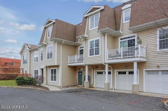 1003 Abby Rd, Middletown, NJ 07748