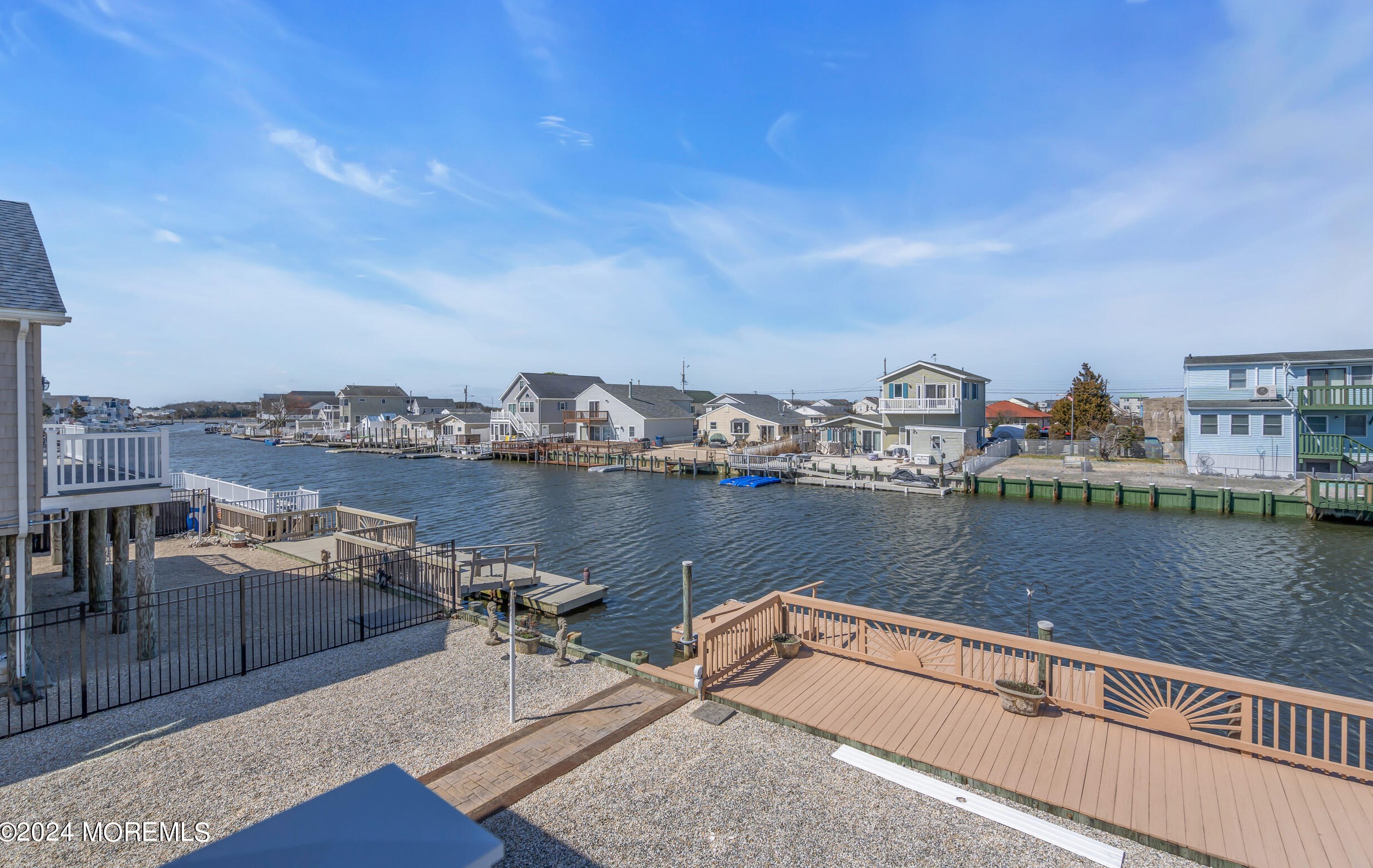 14 Spinnaker Dr, Tuckerton, NJ 08087-1524