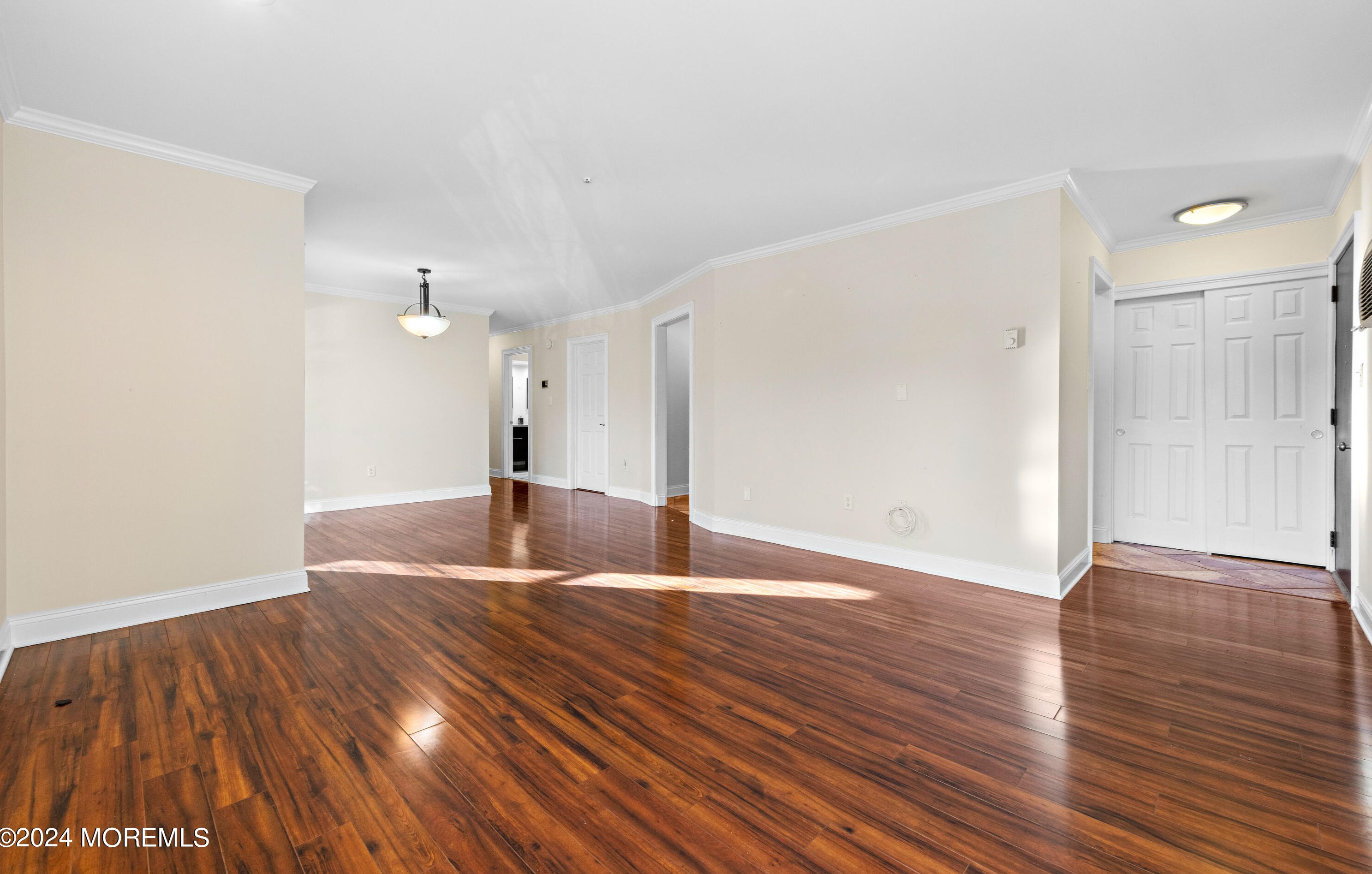 55 Amberly Dr #f, Millstone Township, NJ 07726