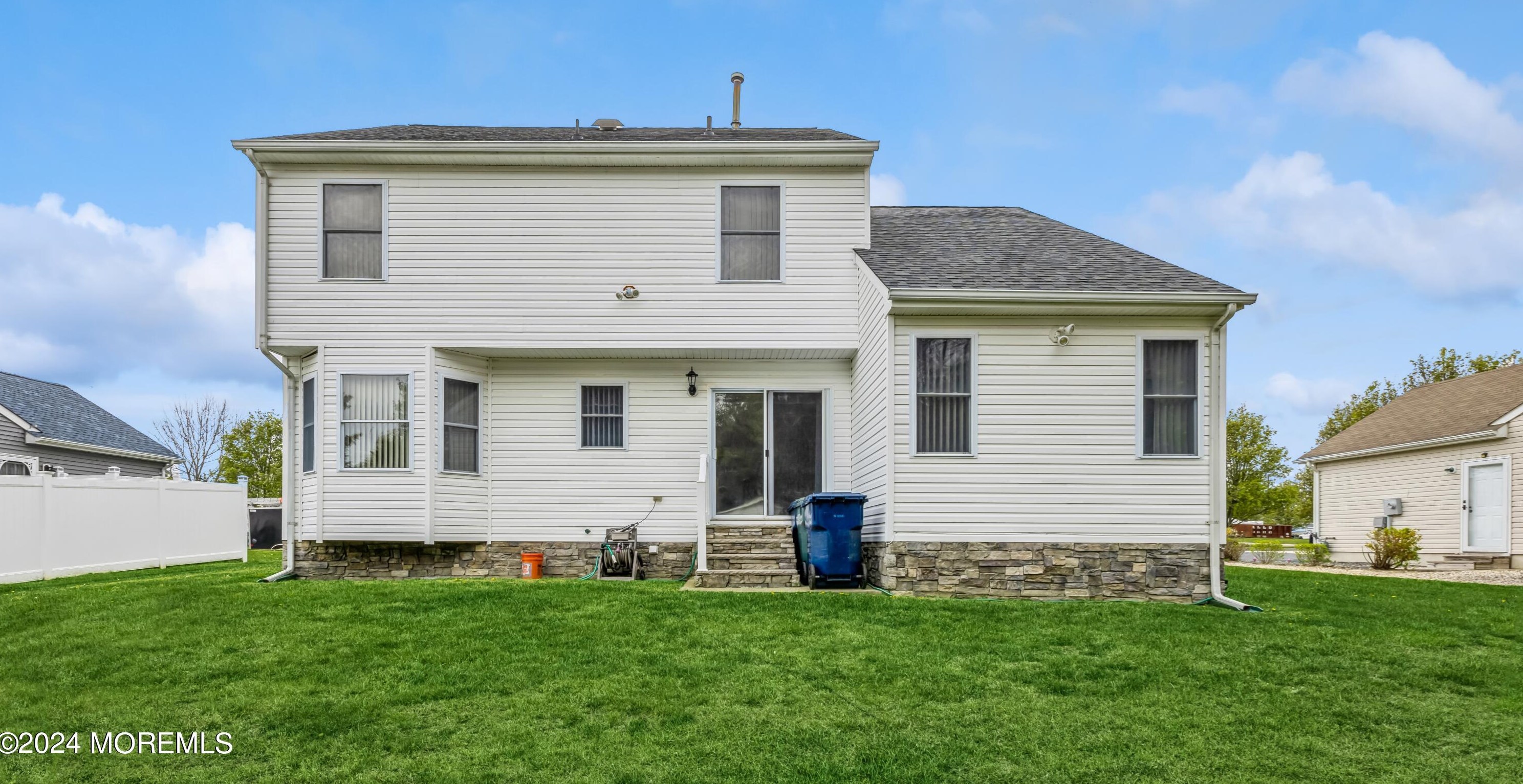 71 Jared Ln, Tuckerton, NJ 08087-2013