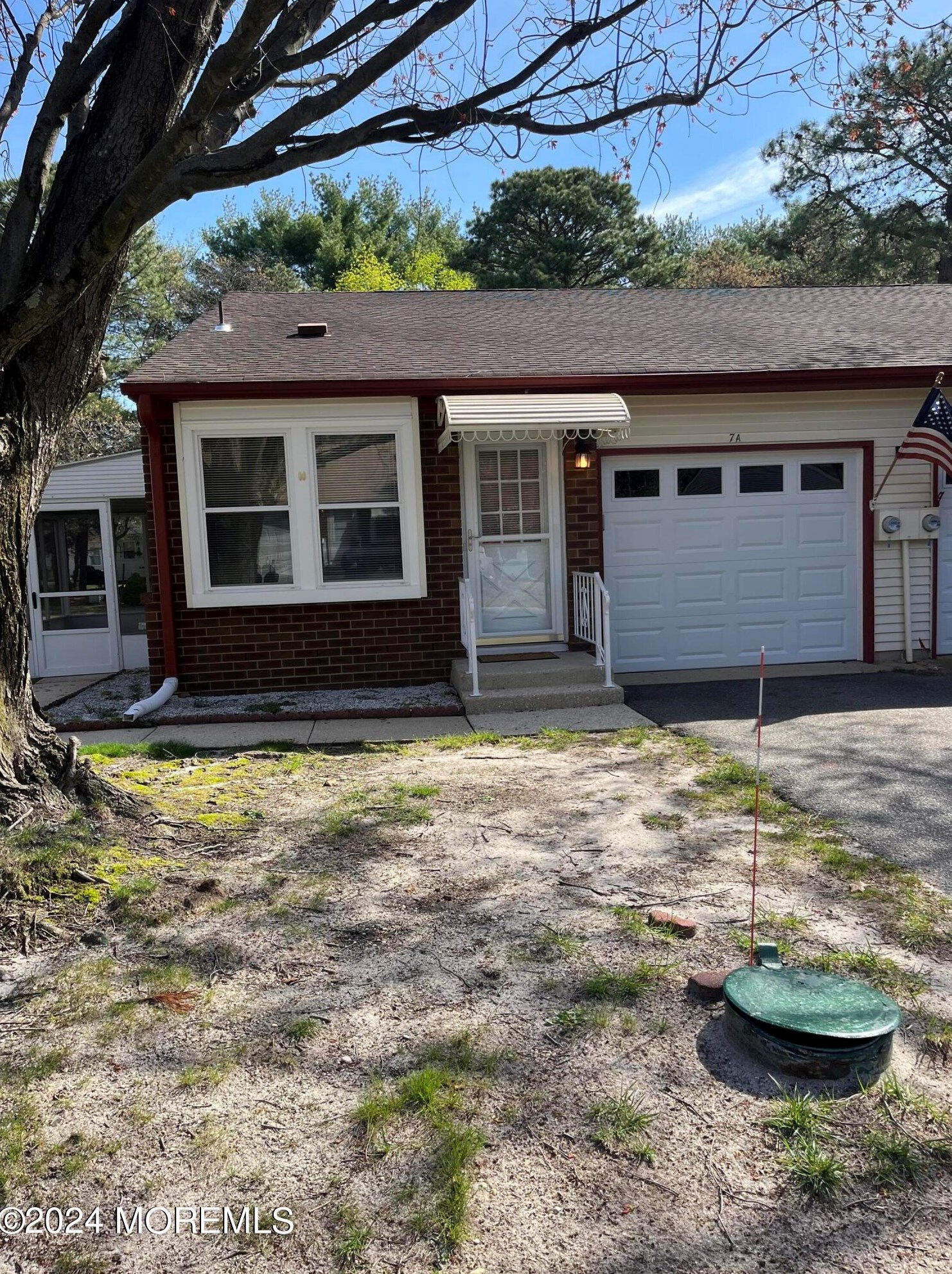 7 Ivy St, Lakehurst, NJ 08759