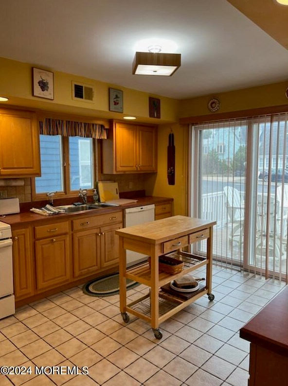 7 New Jersey Ave #a, Lavallette, NJ 08735