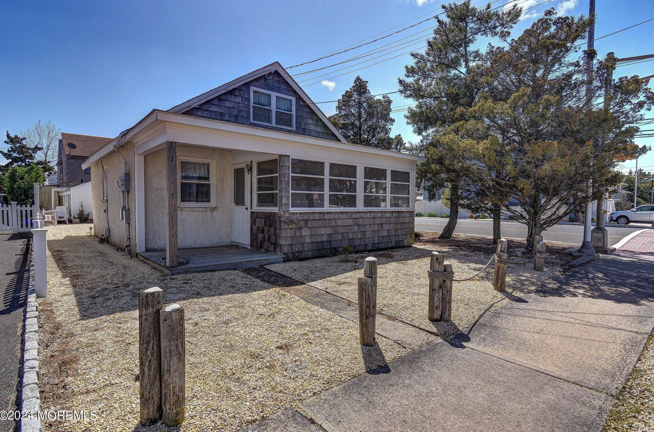 110 Ortley Ave, Lavallette, NJ 08735