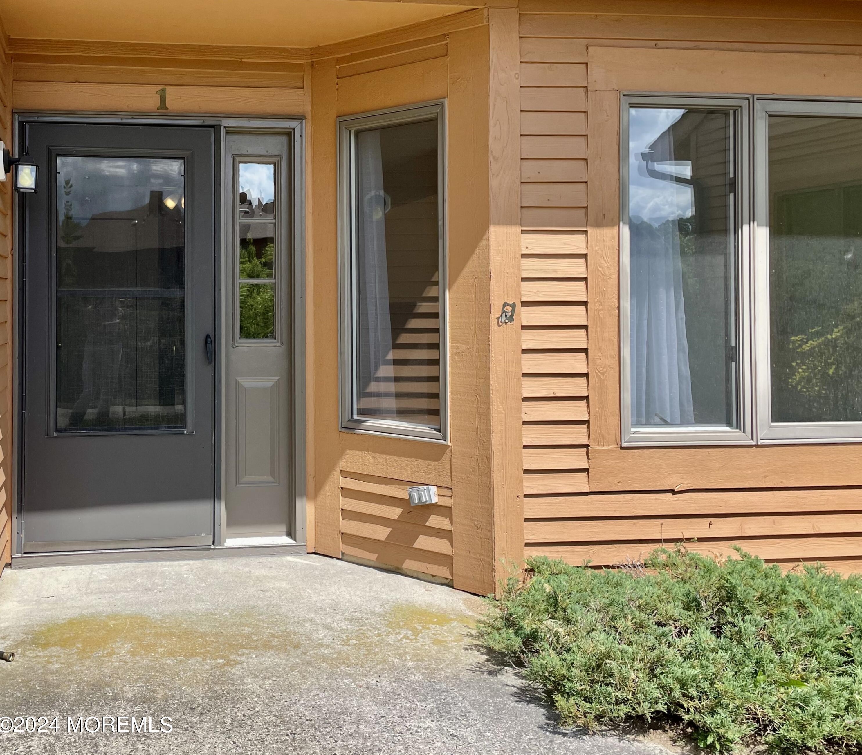 1 English Ln #348, Bricktown, NJ 08724