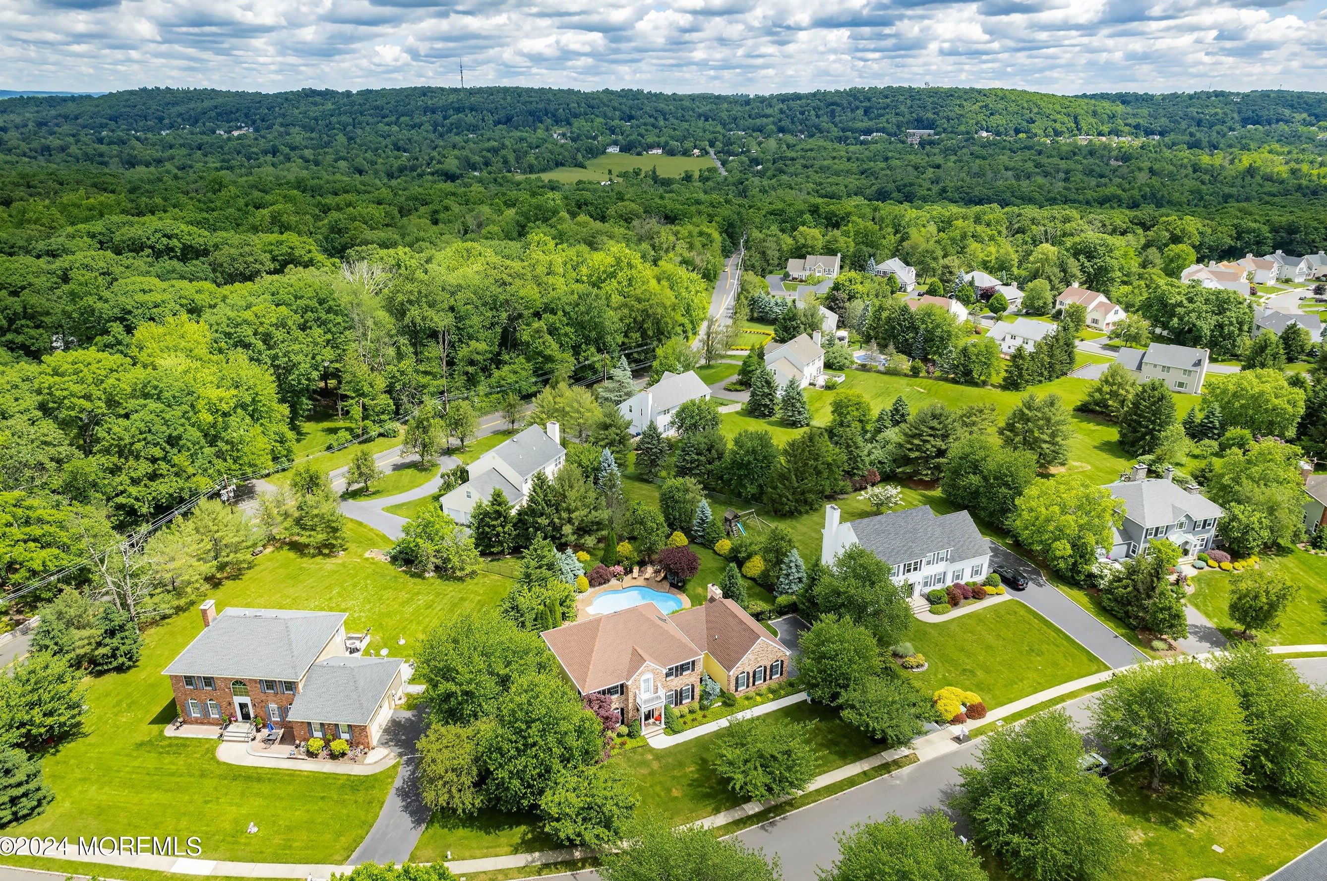 3 Hodge Dr, Bridgewater, NJ 08807