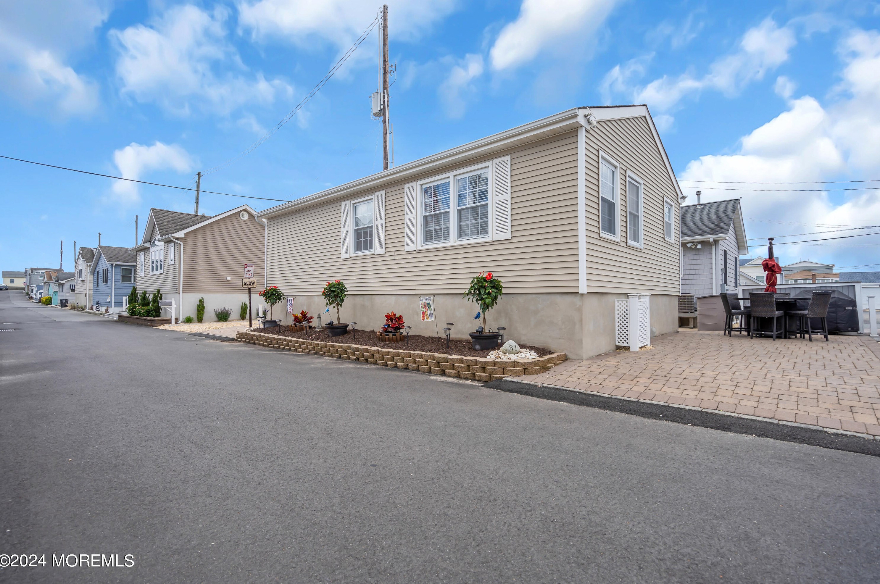 31 Dune Way, Lavallette, NJ 08735-1813