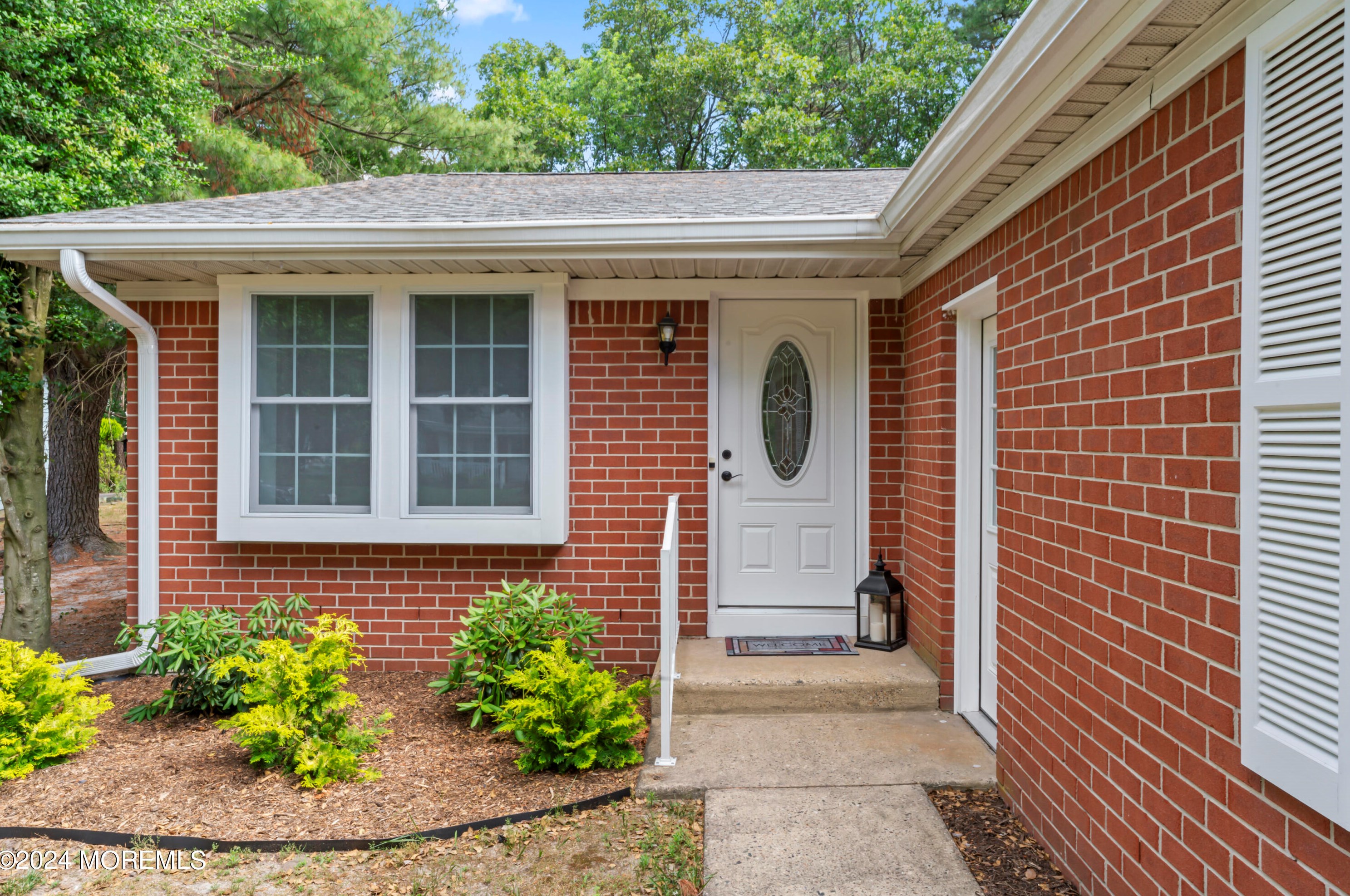 786 Hudson Pkwy, Lakehurst, NJ 08759
