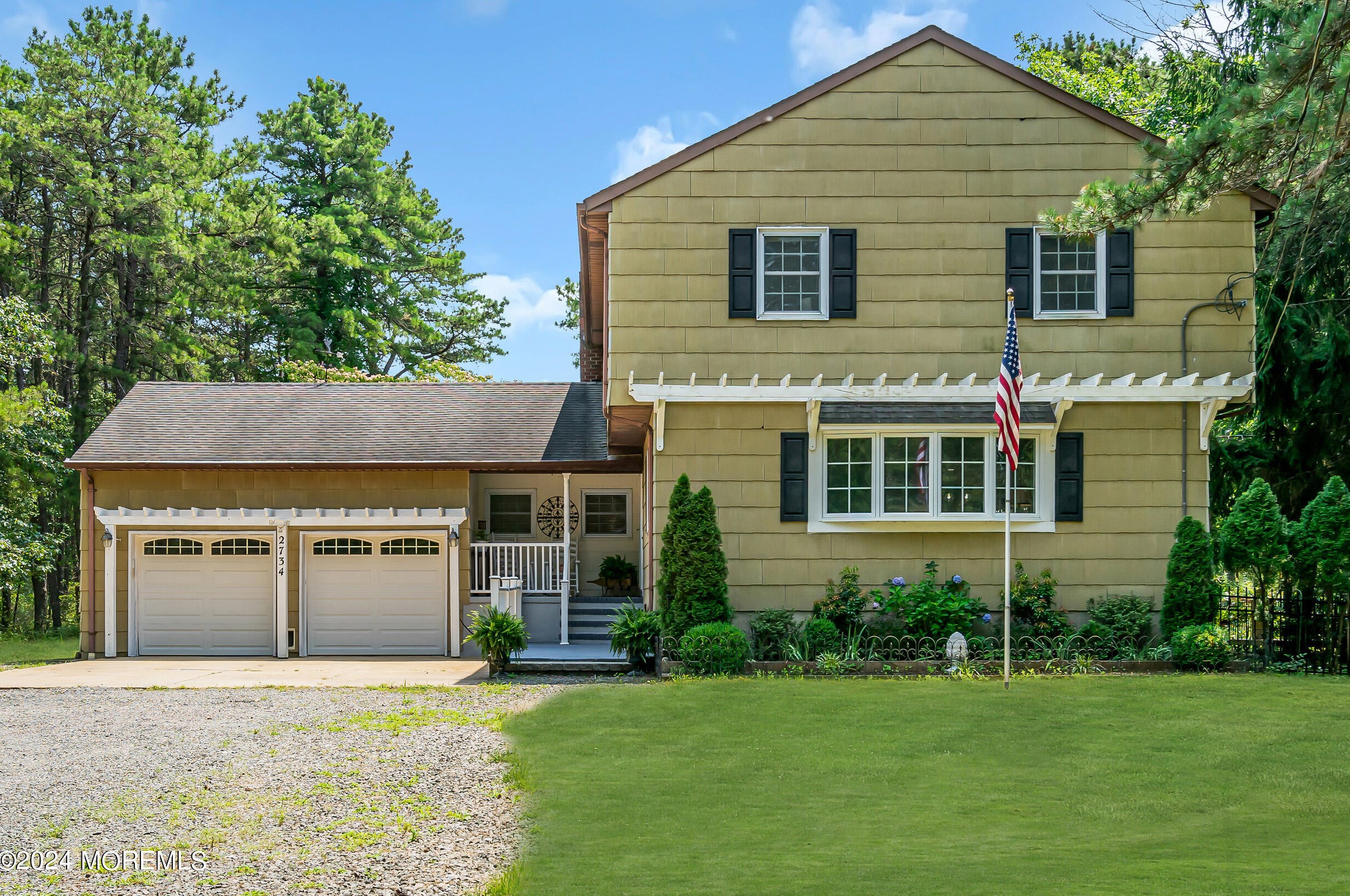 2734 Dover Rd, Lacey, NJ 08731