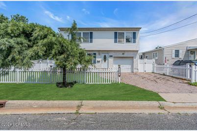 536 Sydney Avenue, Union Beach, NJ 07735 - Photo 1