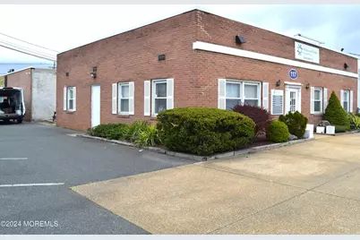 117 E County Line Road, Lakewood, NJ 08701 - Photo 2