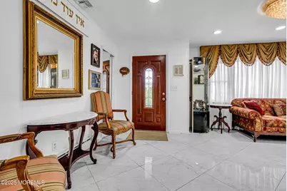 320 Roosevelt Avenue, Oakhurst, NJ 07755 - Photo 8