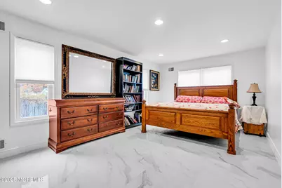 320 Roosevelt Avenue, Oakhurst, NJ 07755 - Photo 28