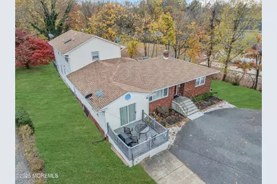 320 Roosevelt Avenue, Oakhurst, NJ 07755 - Photo 2