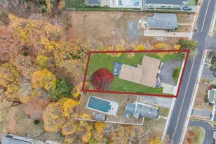 320 Roosevelt Ave, Oakhurst, NJ 07755 - Photo 50