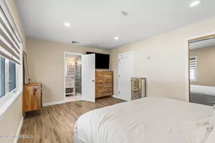 866 Red Oaks Dr, Long Branch, NJ 07740 - Photo 22