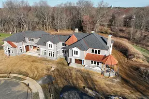 8 Derek Ct, Manalapan Township, NJ 07726 - Photo 2