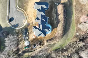 8 Derek Ct, Manalapan Township, NJ 07726 - Photo 8