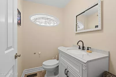 82 Larkin Place, Oakhurst, NJ 07755 - Photo 22