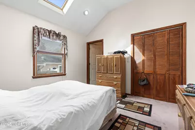 185 Pinecrest Road, Oakhurst, NJ 07755 - Photo 18