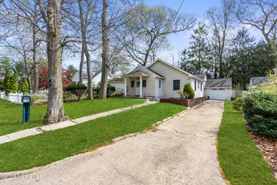 185 Pinecrest Road, Oakhurst, NJ 07755 - Photo 4
