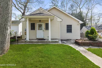 185 Pinecrest Road, Oakhurst, NJ 07755 - Photo 2