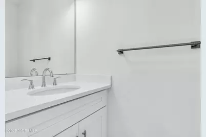 33 Pennsylvania Avenue, Waretown, NJ 08758 - Photo 10