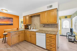14 Dolan Ave, Aberdeen Township, NJ 07747 - Photo 16