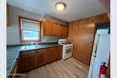 322 Highway 36, Hazlet Township, NJ 07730 - Photo 26