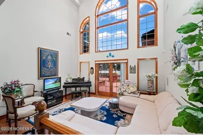 8 Tiberon Drive, Holmdel, NJ 07733 - Photo 8