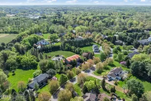 8 Tiberon Dr, Holmdel, NJ 07733 - Photo 42