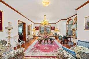 8 Tiberon Dr, Holmdel, NJ 07733 - Photo 4