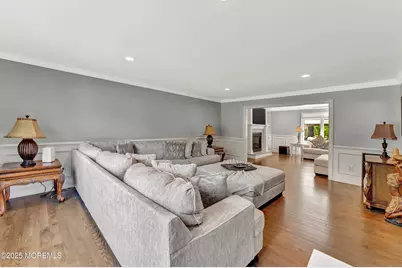 25 Briar Hill Drive, Manalapan Township, NJ 07726 - Photo 10