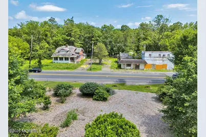 465 Lakewood Farmingdale Road, Howell Township, NJ 07731 - Photo 4