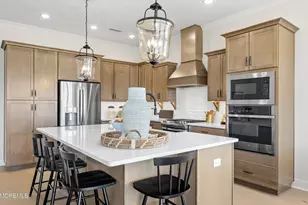 176 Route 33, Manalapan Township, NJ 07726 - Photo 16