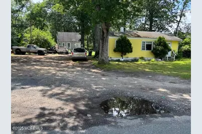 1300 US Highway 9, Howell Township, NJ 07731 - Photo 2