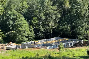 1 E Davey Pl, Holmdel, NJ 07733 - Photo 12