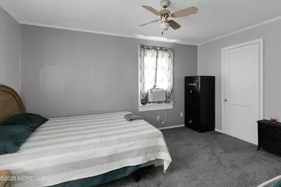 289 Port Monmouth Road, North Middletown, NJ 07748 - Photo 28