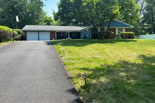 42 Livingston Ln, Manalapan Township, NJ 07726 - Photo 1